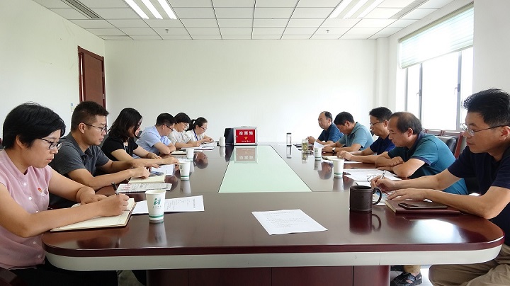 市委编办机关党支部召开换届选举大会.JPG